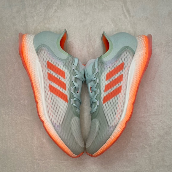 Adidas Wmns Focus BreatheIn Sz 6 NEW IN BOX - Picture 2 of 7